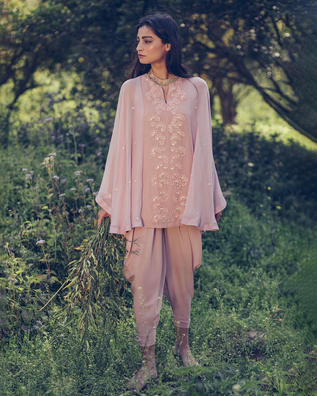 Cape Sleeve Ladies W Kurti, Size: S at Rs 230/piece in Surat | ID:  20882050055